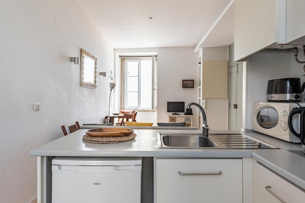 In Historical Alfama Apartment *