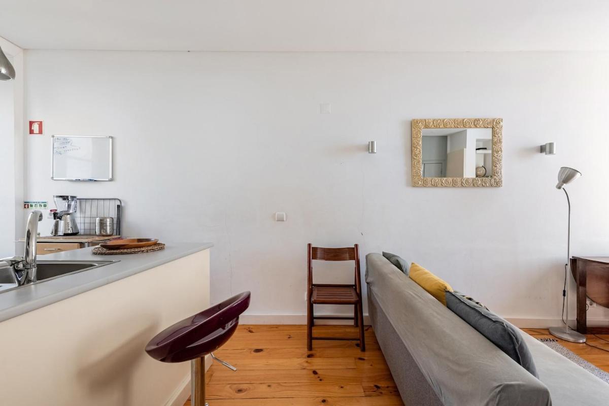 Apartment In Historical Alfama Lissabon